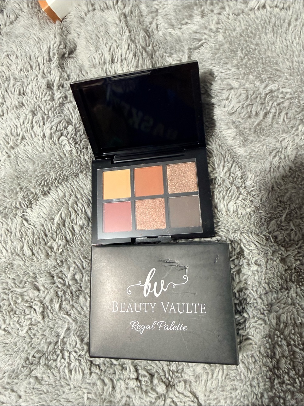Beauty Vaulte Regal Palette – Warm Neutral 6-Color Eyeshadow Set
